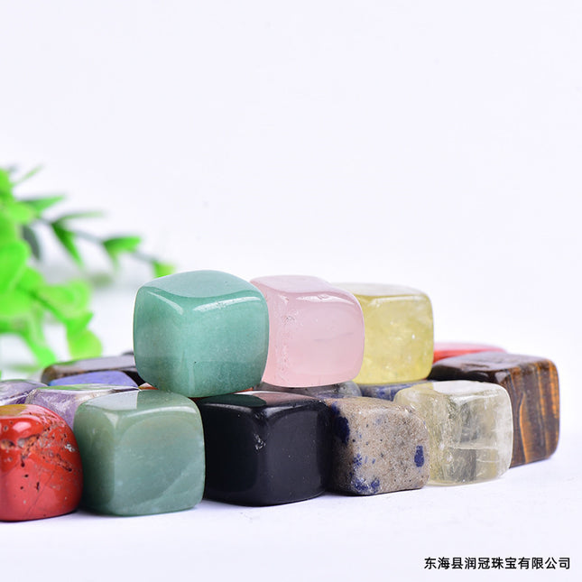Natural Crystal Cube Rough Polishing Aromatherapy Stone Diffuser Stone White Crystal Rough Decorative Pendulum