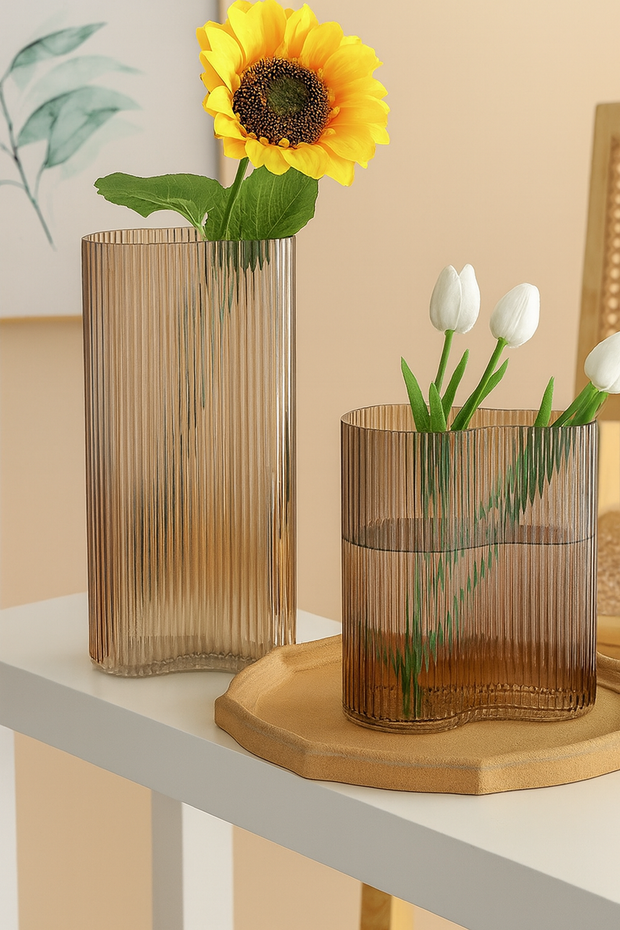 <h1>VASES</h1>